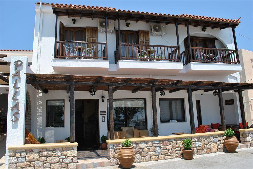 Pallas Pension Елафонисос Екстериор снимка